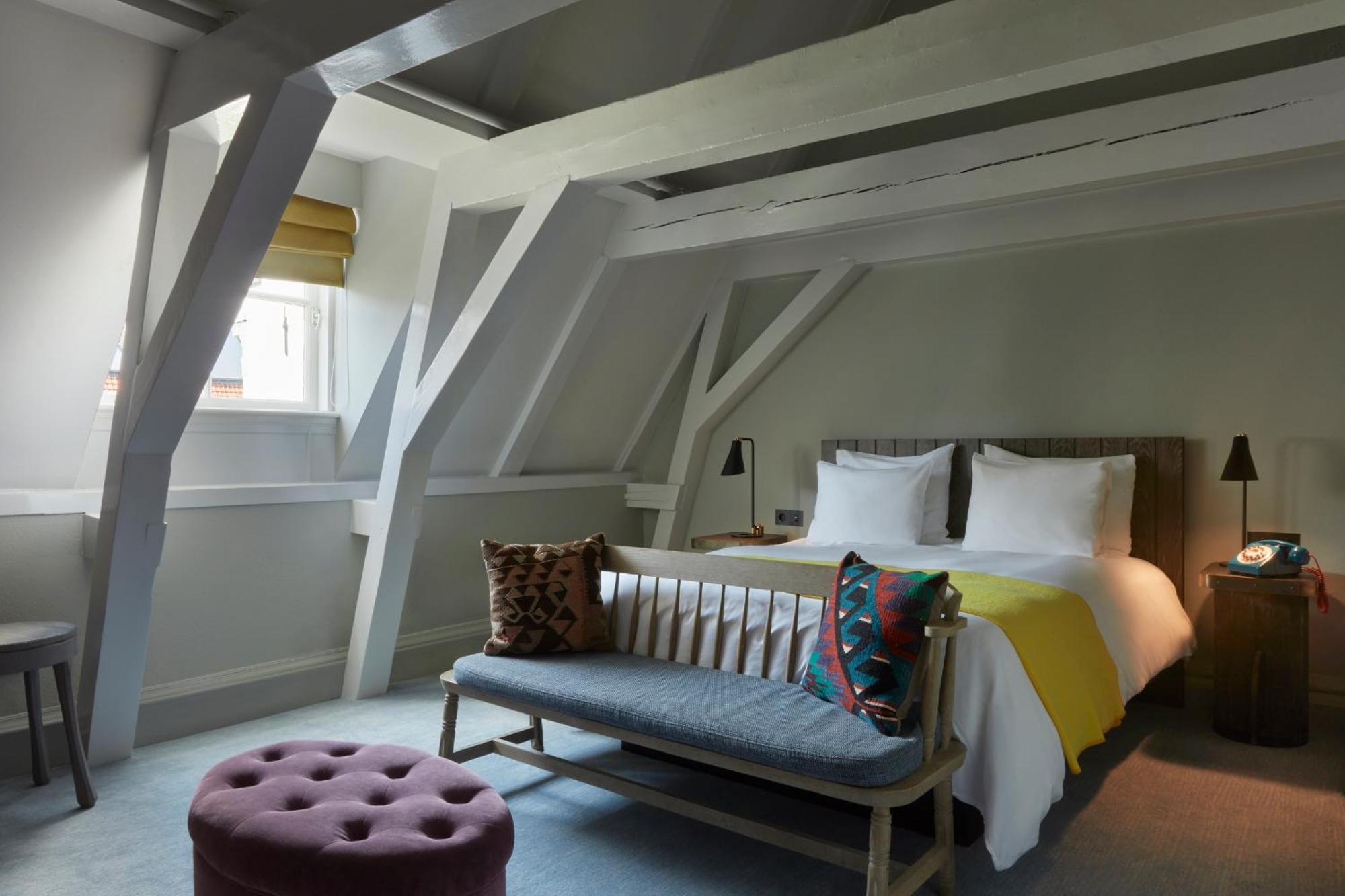 Pulitzer Amsterdam Hotel Exterior foto A bedroom at the hotel